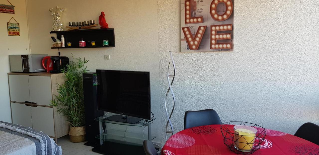 Port Venus Village Naturiste Apartment